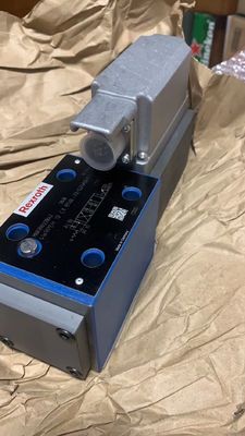 Rexroth Proportional Directional Valve with Threaded Installation 280 bar Pressure and ISO 4401 Mounting Interface