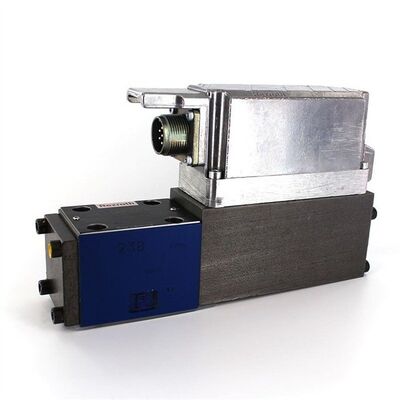 0811404809 4WRPEH10CB100L–2X/G24K0/A1M
0811404765 4WRPEH10CB 50L–2X/G24K0/F1M
0811404806 4WRPEH10CB100L–2X/G24K0/F1M Rexroth German made proportional hydraulic servo valve, original imported in stock