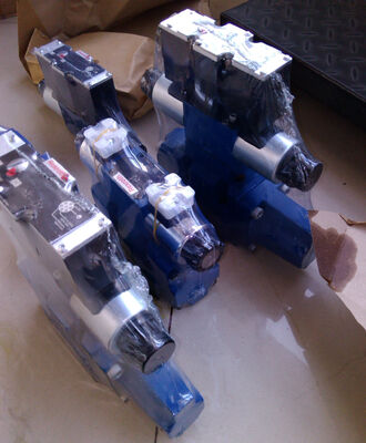 4WRZ32W6-520-70/6EG24N9TK4/M
4WRZ32W6-520-70/6EG24N9ETK4/D3M
4WRZ32W6-520-70/6EG24N9ETK4/M Directional valve Rexroth German made proportional hydraulic electro-hydraulic solenoid valve