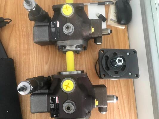 PV7-1X/16-20RE01MN0-16	
PV7-1X/25-45RE01MW0-08WH
PV7-1X/63-71RE07MN0-16 Hydraulic pump PV7 blade oil pump imported from Germany by Rexroth in stock