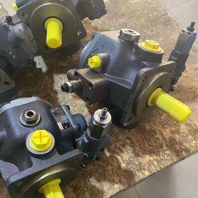 PV7-1X/40-45RE37KC0-16	
PV7-1X/63-94RE07MC5-08
PV7-1X/16-20RE01MC0-16-P60Q26 Original spot blade pump, German Rexroth PV7 series hydraulic oil pump