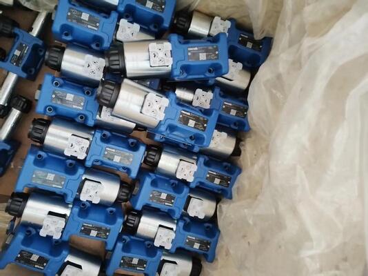 R901391194 4WE10U5X/HG24N9K4/M Original Rexroth electromagnetic directional valve