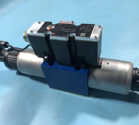 R900927233 4WREE10W75-2X/G24K31/A1V German original Rexroth proportional valve