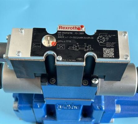R901051825 4WRZE16W8-150-7X/6EG24N9K31/F1D3M German Rexroth proportional directional valve