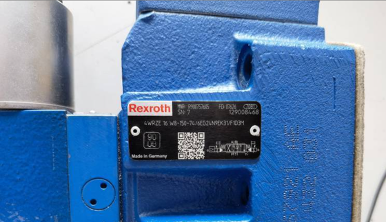 R900767522 4WRZE25W8-325-7X/6EG24N9K31/A1D3M Proportional servo valve Rexroth German hydraulic valve