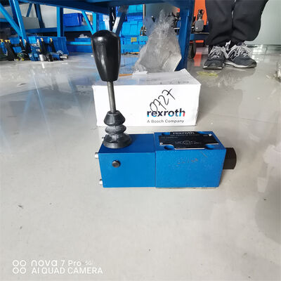 R983030728  4WMM6J6X Hydraulic valve German Rexroth directional valve
