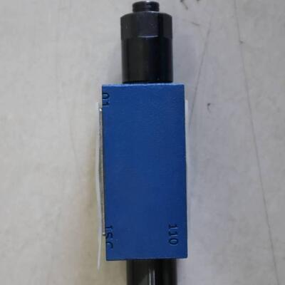 R900523578  Z2FS10A5-3X/S2V Double one-way throttle valve from Rexroth, Germany
