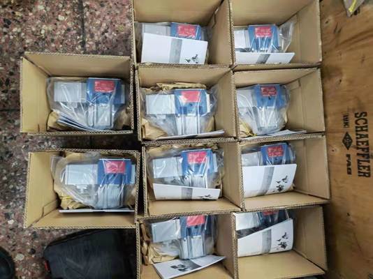 Moog Servo Proportional Valve with 28-250 cm3/rev Displacement 3 Speed Settings and 50 Hz Rated Frequency