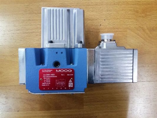 Moog Servo Valve Electro-Hydraulic Proportional Flow Control Valve with 290*180mm Size 1A Rated Current and 24V 220V Voltage