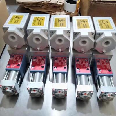 Moog Servo Valve Electro-Hydraulic Servo Valve with 290*180mm Size Up to 1000 cc/rev Displacement and Pressure Compensated Control