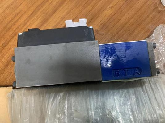 4WRZ10E3-50-70/6EG24N9ETK4/M
4WRZ10E3-50-70/6EG24N9EK4/D3M
4WRZ10E3-50-70/6EG24N9EK4/M German original Rexroth proportional electro-hydraulic valve hydraulic directional valve