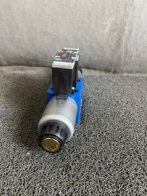 4WRZ10W6-50-7X/6EG24N9K4/M
4WRZ10W6-25-7X/6EG24N9TK4/D3M
4WRZ10W6-25-7X/6EG24N9TK4/M Proportional hydraulic solenoid directional valve, German Rexroth servo valve