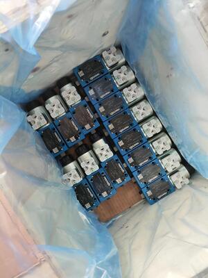 R988129092 4WE6D1X/HG24N9K4 German Rexroth electromagnetic hydraulic valve directional valve
