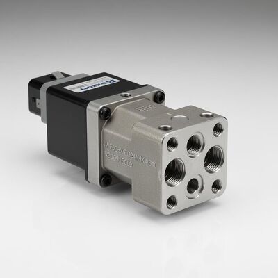 R900915069 4WE6D6X/EG24N9K4/B10 Hydraulic valve, solenoid valve, directional valve, Rexroth