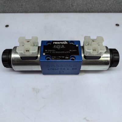 R900939990 Z4WE6E68-3X/EG24K4  Hydraulic valve, Rexroth solenoid valve, directional valve