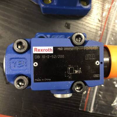 R900505052 DB10-1-5X/200 Rexroth Germany original overflow valve
