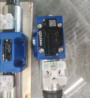 R900923103 DBW10B1-5X/200-6EG24N9K4 German Rexroth electromagnetic overflow valve