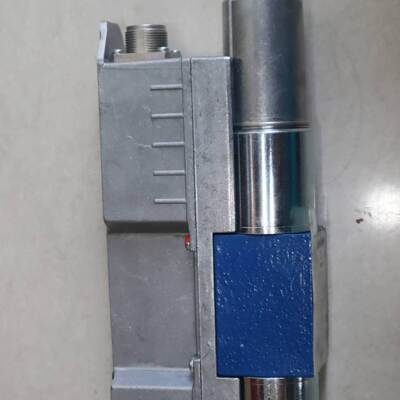 R900954083 4WRAE10E60-2X/G24K31/A1V German Rexroth proportional valve