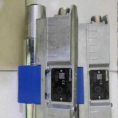 R900949757 4WRAE10W1-60-2X/G24N9K31/F1V Rexroth  hydraulic proportional solenoid valve