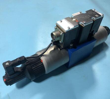 R900949806 4WREE10W50-2X/G24K31/F1V Rexroth original proportional hydraulic valve