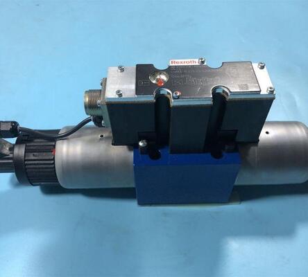 R900948360 4WREE10W75-2X/G24K31/F1V Proportional valve German Rexroth hydraulic valve