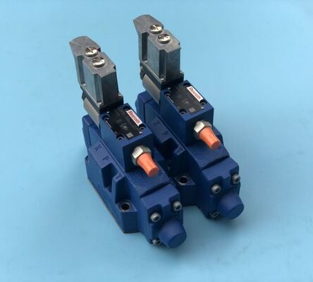 R900958570  4WRZ25W6-325-7X/6EG24N9K4/D3M Rexroth Germany servo proportional hydraulic valve