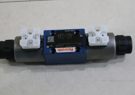 R900955784 3DREPE6C-2X/25EG24N9K31/A1M German Rexroth hydraulic proportional valve