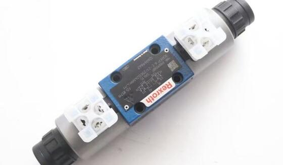 R900958788 3DREPE6C-2X=25EG24N9K31/A1M=00 Rexroth Proportional Pressure Reducing Valve Germany