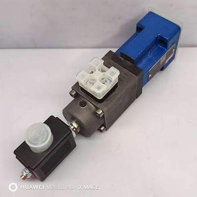 R900915823 2FRE10-4X/60LBK4M Rexroth proportional flow valve
