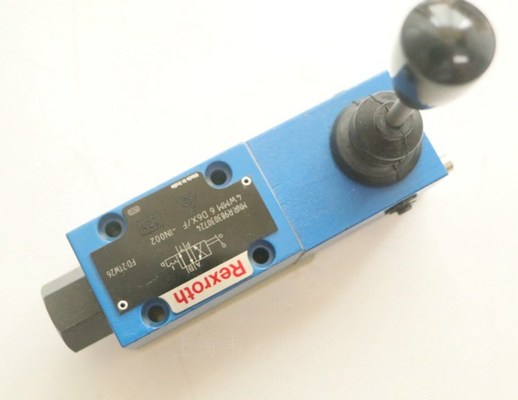R983030770  4WMM10D3X/F Manual directional valve made in Germany by Rexroth
